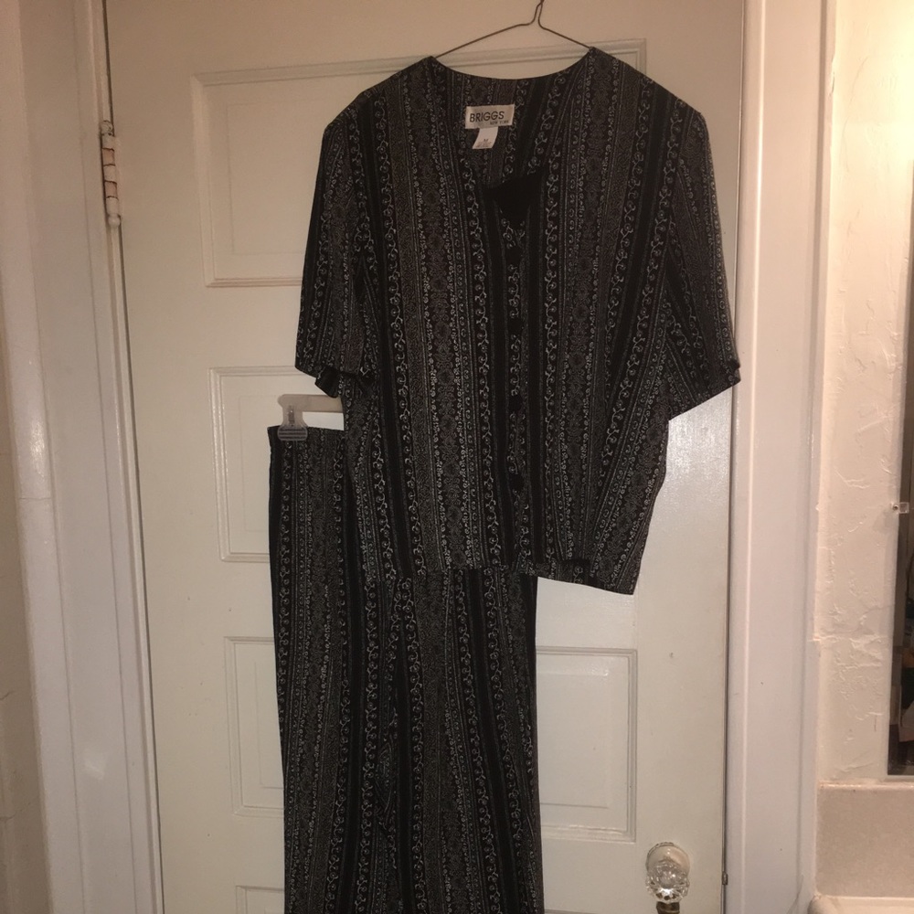 Pant suit